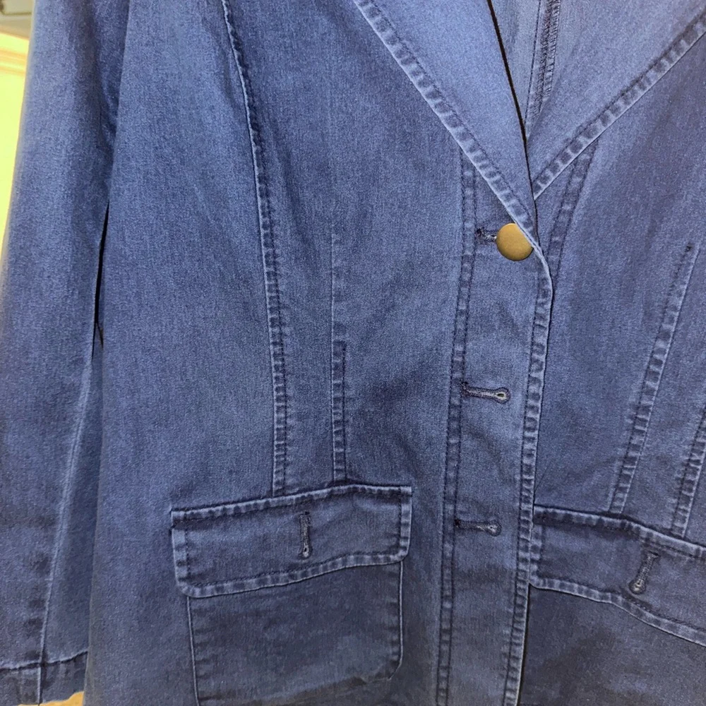 Jean jacket - Picture 3 of 3